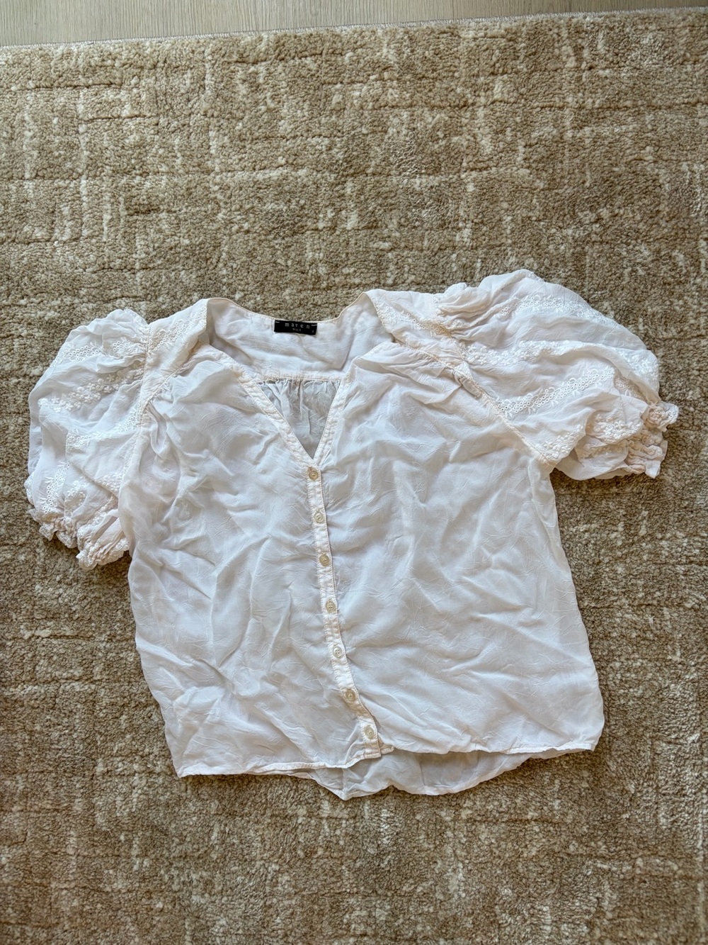 Maven West Light Cream Puff Sleeve Button-Front Women's Top